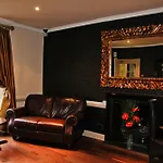 Albany Hotel