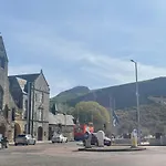Royal Mile Escape-Free Parking