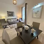 King\'S Stable 2 Rooms