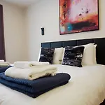 Chic And Classy Studio On Easter Road - Flat 1, Elgin House Apartments