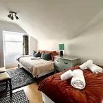 Historic Apartment In Royal Mile