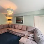 Entire Flat In Edinburgh, City Center