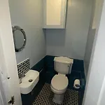 Edinburgh Seaside Apartment - Free Parking