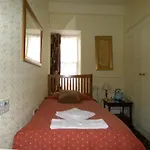 Averon Guest House