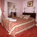 Averon Guest House