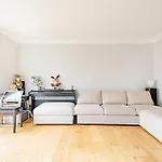 Double Room With Private Bathroom And Parking