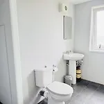 Block 2 Flat 17 Westfield Court