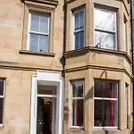 Holistic Condos Aparment- Brunswick St