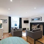 Union Street Apartment