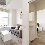 Lothian Road Apartment