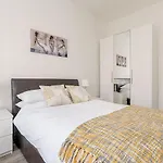 Lothian Road Apartment