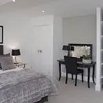 Royal Mile Penthouse - The Edinburgh Address