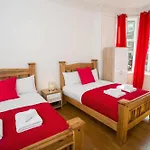 Holistic Condos Aparment- Brunswick St