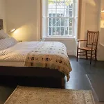 2 Bedroom Apartment In Stockbridge