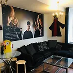 Drummond Street Apartments