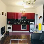 Drummond Street Apartments