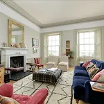 The Bellevue Crescent Residence