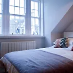 1 Bedroom Flat In Edinburgh