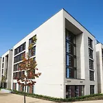 Salisbury Court