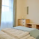 2 Bedroom Stockbridge Flat