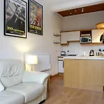 1 Bedroom Apartment Near Royal Mile