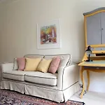 1 Bedroom Flat Near City Centre Accommodates 4