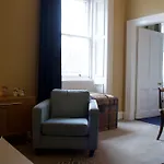 2 Bedroom Flat In Stockton
