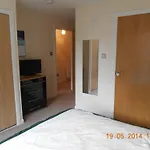 City Centre 2 Bedroom Apartment Sleeps 4