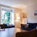 1 Bedroom Apartment Near New Town
