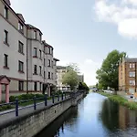 2 Bedroom Canalside Apartment
