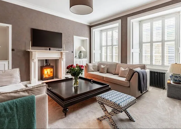 Luxury New Town Apartment