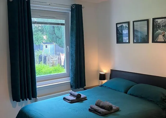 2 Bed Flat Near Murrayfield