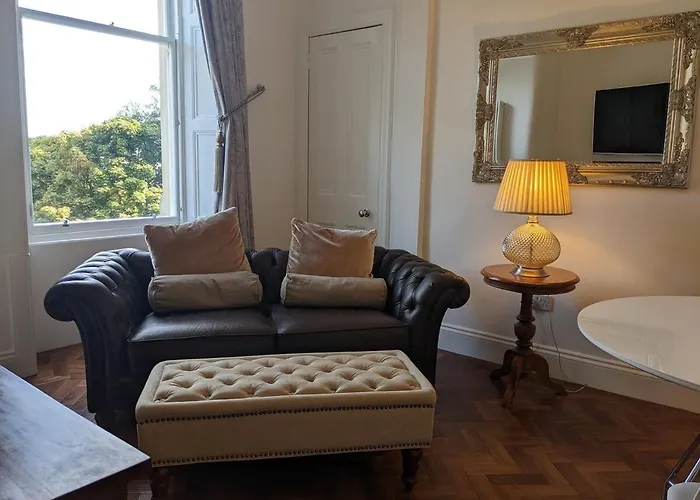 Immaculate One Bedroom Flat In The City Centre