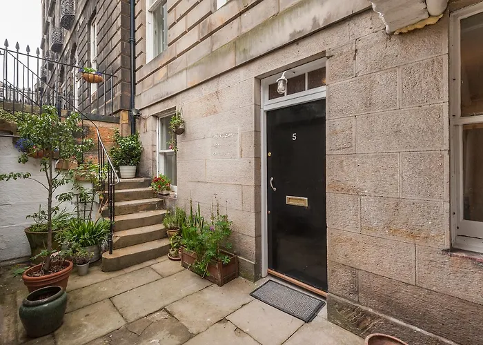 The Alva Street Residence
