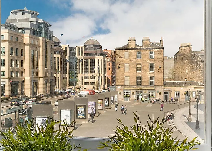 Lothian Road Apartment