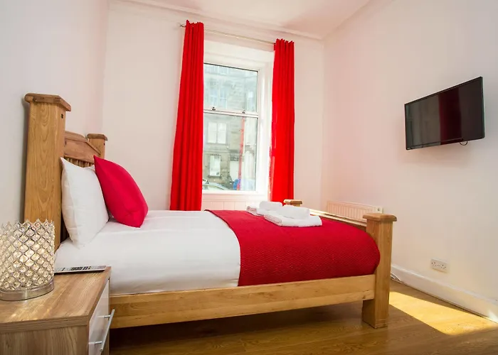 Holistic Condos Aparment- Brunswick St