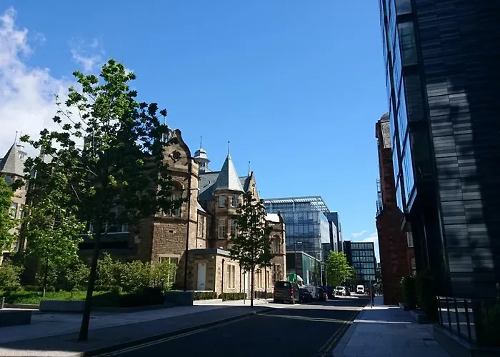 Edinburgh Fortyfour Apartment