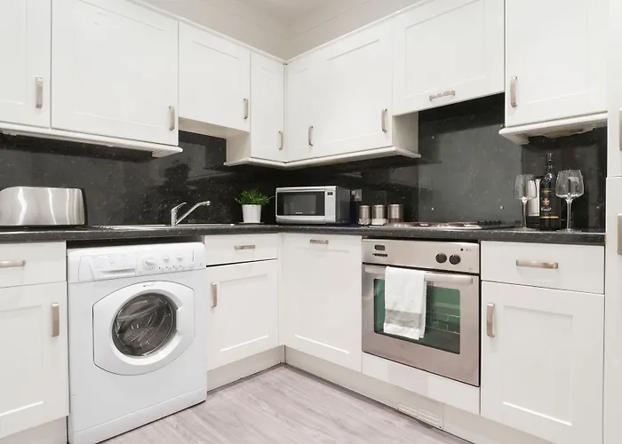 Canonmills Apartment