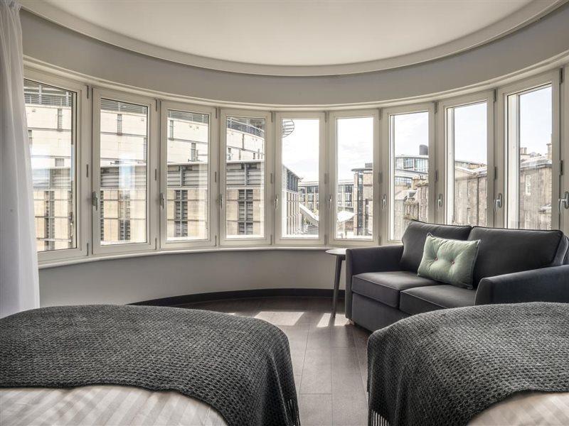 Hotel Point A Haymarket