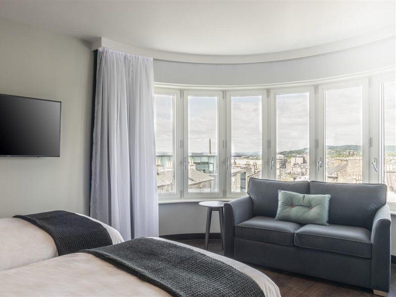 Hotel Point A Haymarket 3*
