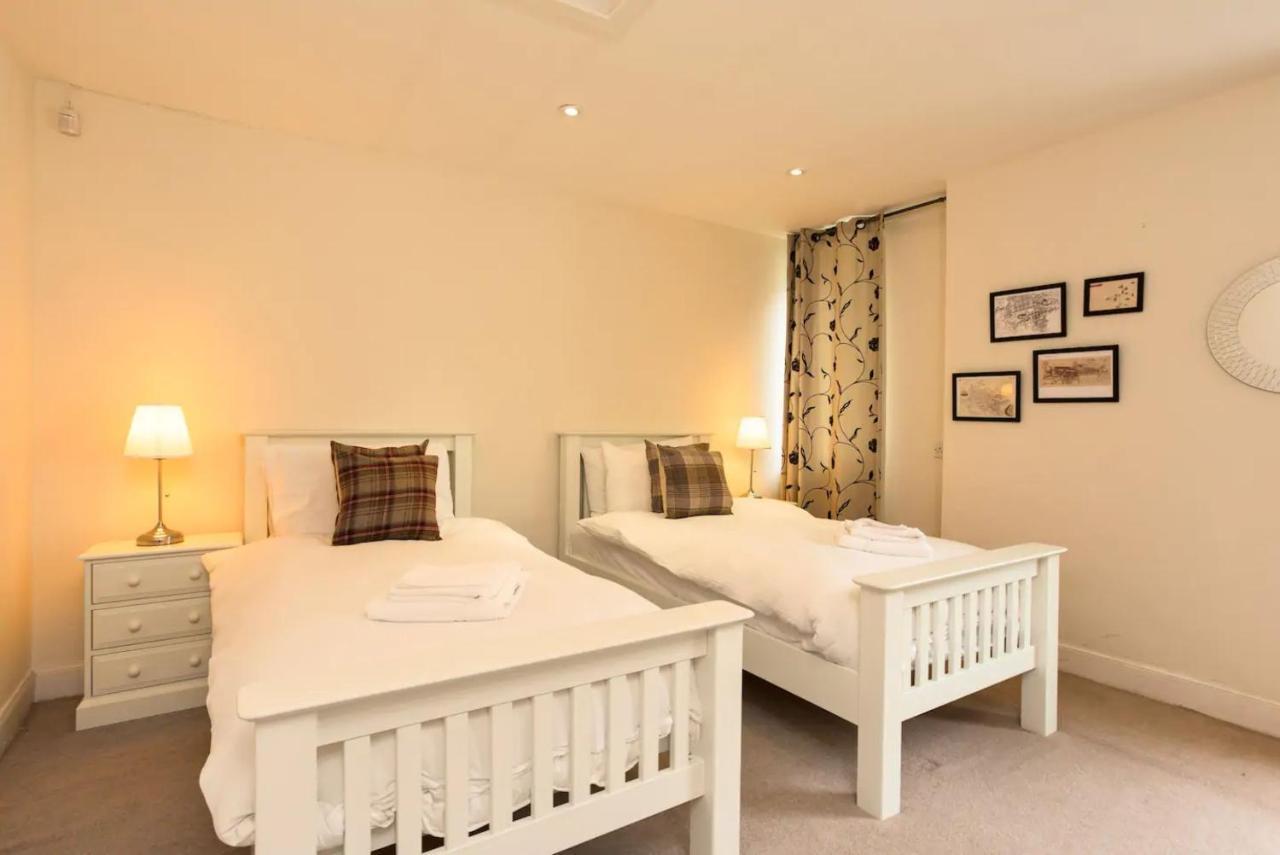 Ferienhaus Luxury Morningside With Patio Edinburgh