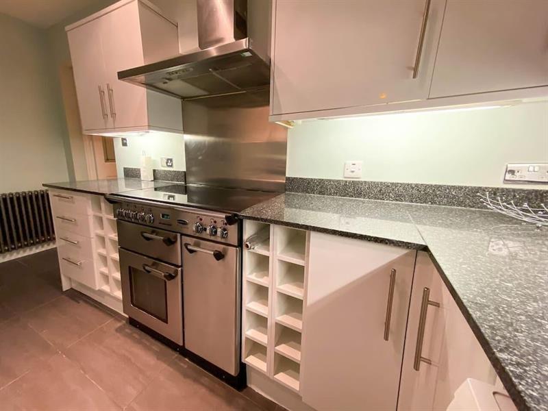 Apartment 2 Bedroom House In Haymarket Accommodates 4 Edinburgh