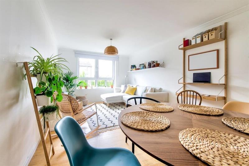 Chic Modern In Leith