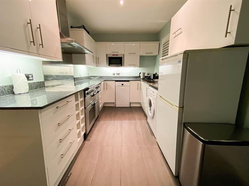 2 Bedroom House In Haymarket Accommodates 4
