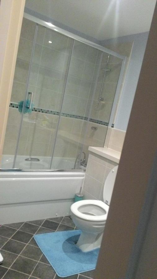 Apartment With Two Bathrooms, Lift Access