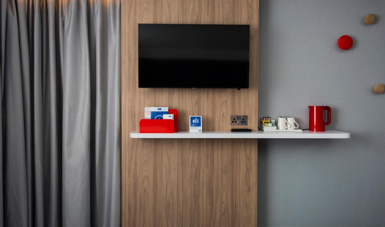 Express West By Ihg 3*