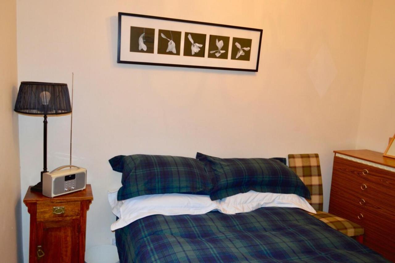 Homely Comfortable 2 Bed In Historic Rose Street Apartment EDI