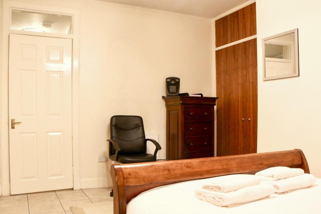 Apartment Comfortable In The Heart Of Old Town! Sale! *