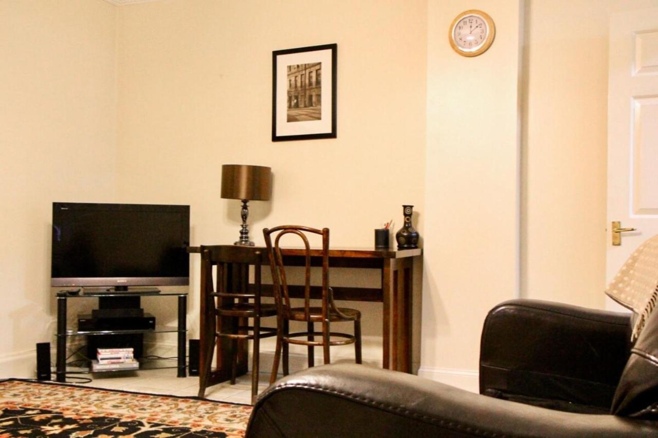 Comfortable In The Heart Of Old Town! Sale! * Edinburgh