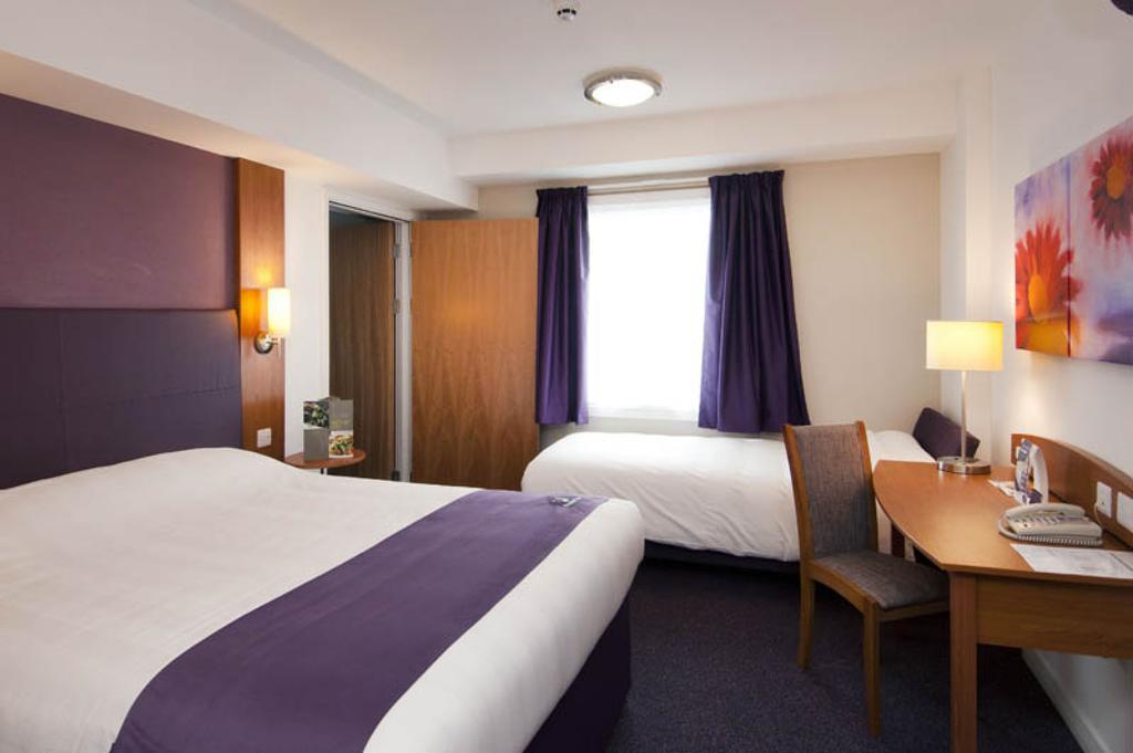 Hotel Premier Inn Edinburgh Princes Street Edinburgh